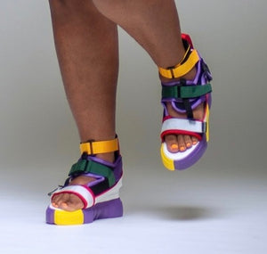 COLORBLOCK PLATFORM SANDALS